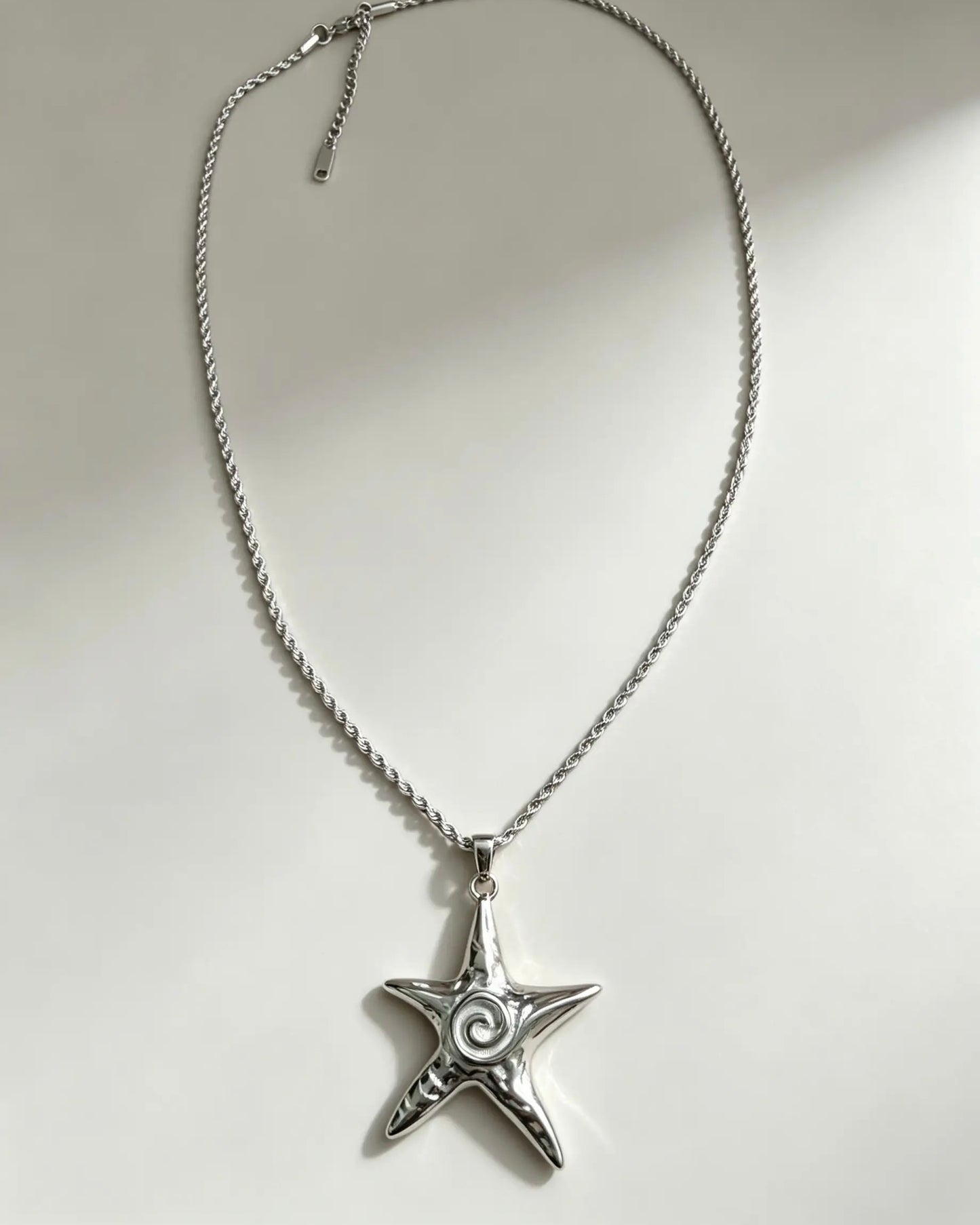 Colgante ROMA Plata · colgante de AMA, detalle 2