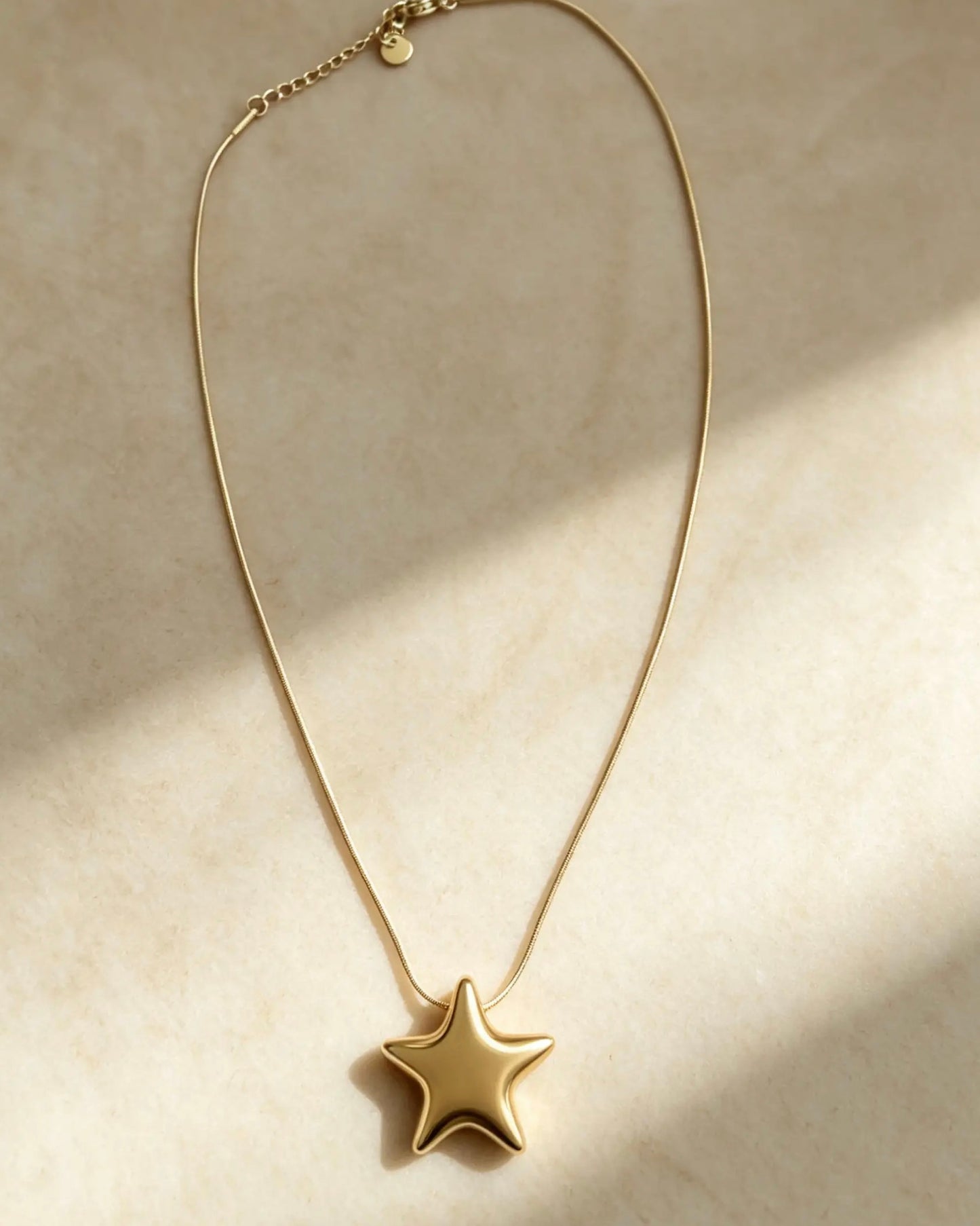 Collar STAR · collar de AMA, detalle 2